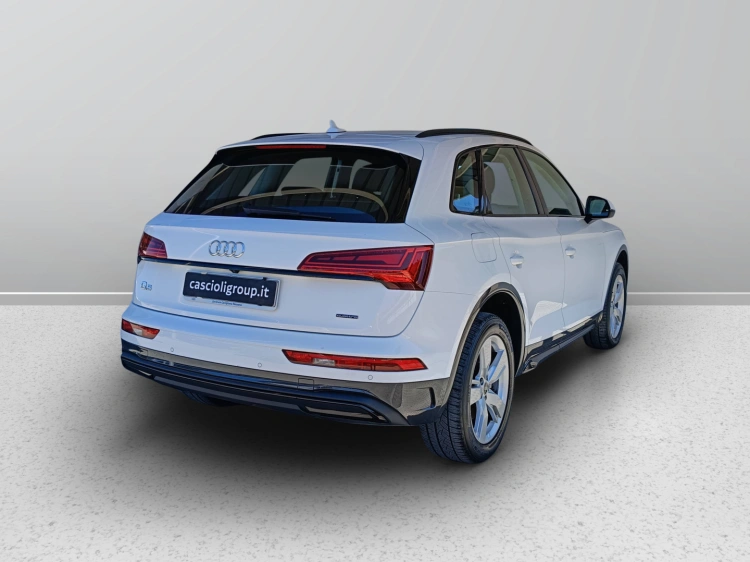 4 - Audi Q5 Audi Q5  40 2.0 tdi mhev 12v business advanced quattro s-tro