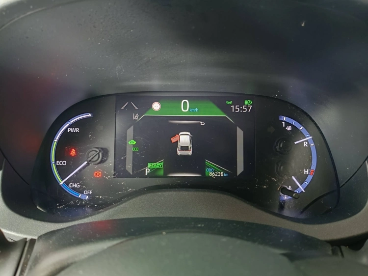 13 - Toyota Yaris Cross TOYOTA Yaris Cross 1.5 Hybrid 5p. E-CVT Lounge