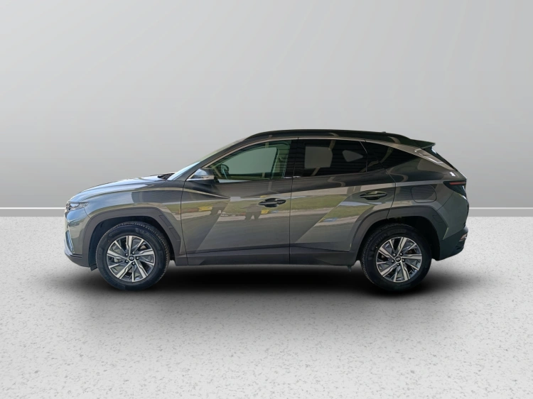 6 - Hyundai Tucson Tucson 1.6 hev Xline 2wd auto
