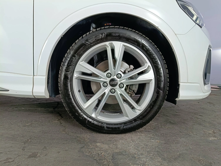 7 - Audi Q3 Q3 II 2018 - Q3 35 2.0 tdi S line edition s-tronic