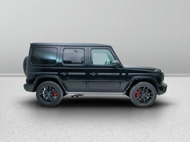 6 - Mercedes-Benz Classe G 63 AMG Premium Plus 585cv auto