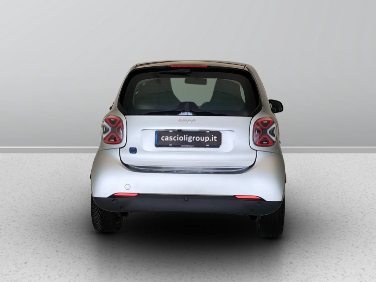 4 - smart fortwo Fortwo eq mattrunner 22kW