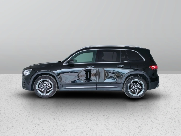 3 - Mercedes-Benz GLB 200 d Premium 4matic auto