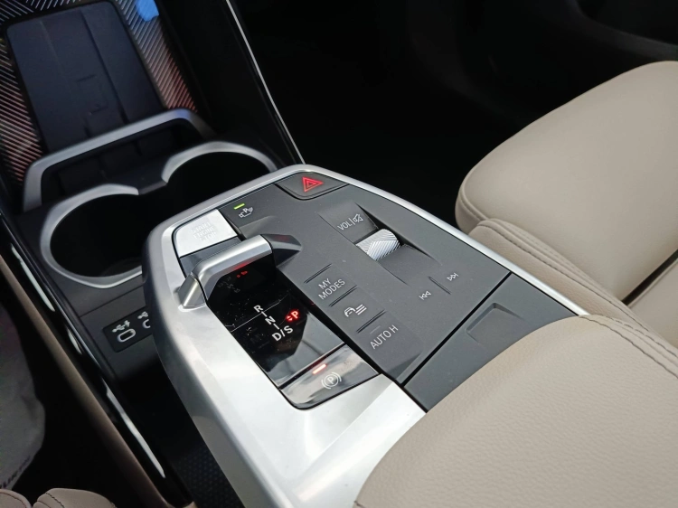 16 - BMW X1 X1 xdrive23d mhev 48V X-Line Edition Balance auto
