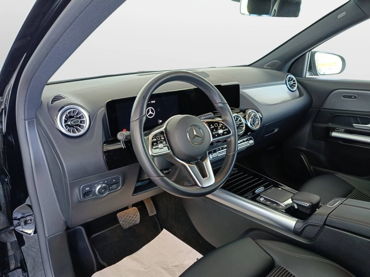 7 - Mercedes-Benz GLA 180 d Sport Plus auto