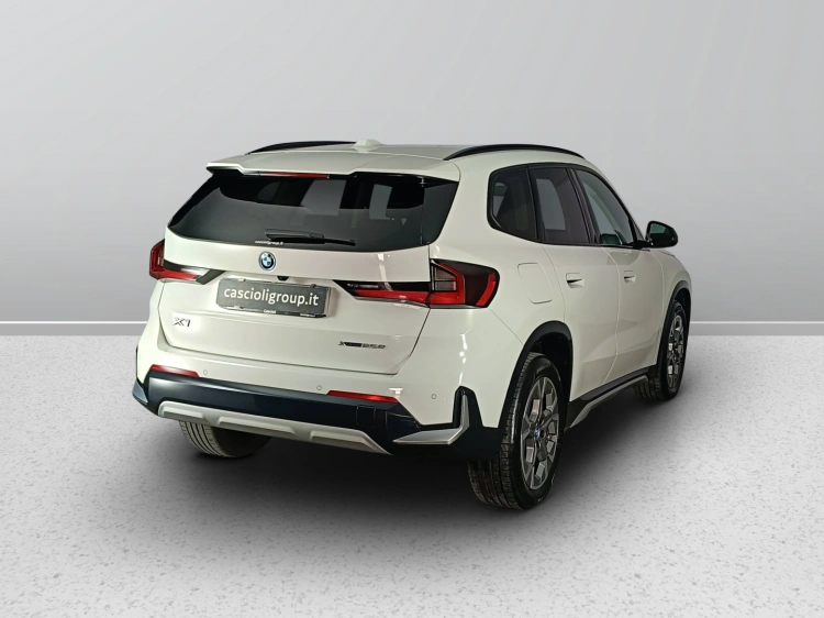 5 - BMW X1 X1 xDrive25e