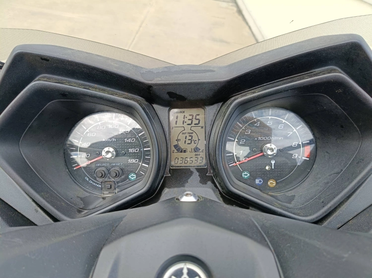 9 - Yamaha XMax X-Max 400