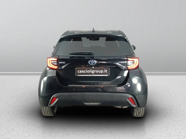 5 - Toyota Yaris Yaris 1.5h Trend