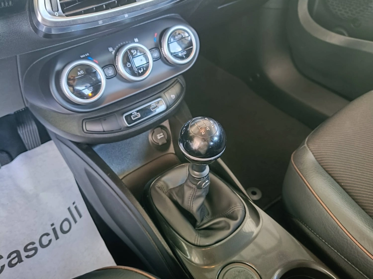 14 - Fiat 500 500X 1.3 mjt Lounge 4x2 95cv my20