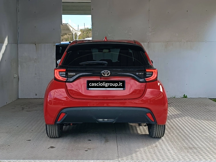 4 - Toyota Yaris TOYOTA Yaris 1.5 Hybrid 5 porte Trend