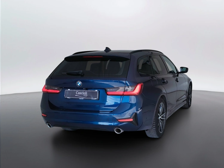 6 - BMW Serie 3 320d Touring auto