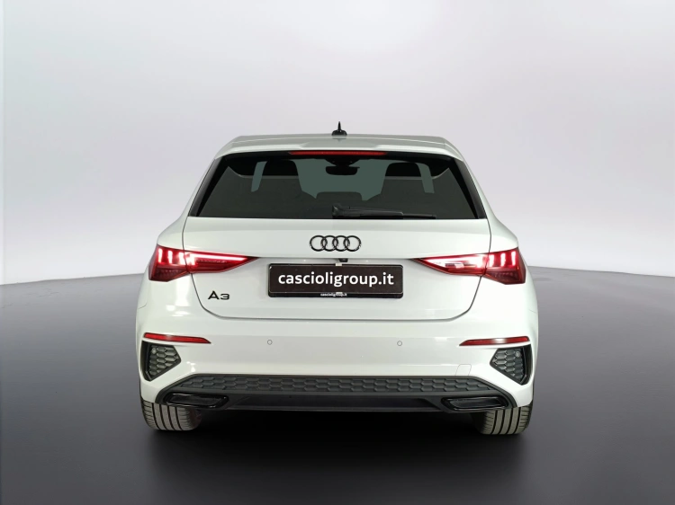 5 - Audi A3 A3 Sportback 35 2.0 tdi S line Edition s-tronic