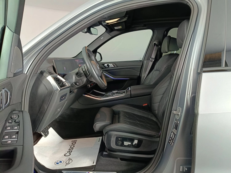 8 - BMW X5 X5 xdrive30d MSport auto