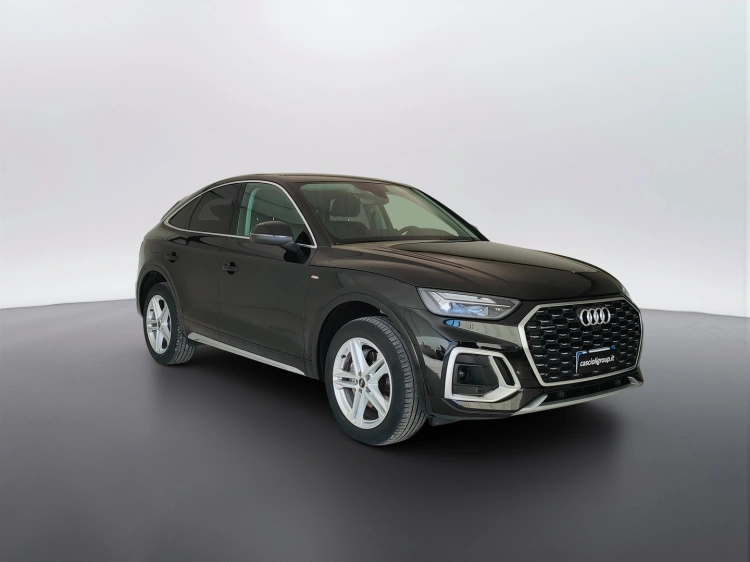 3 - Audi Q5 Q5 Sportback 40 2.0 tdi mhev 12V S line quattro s-tronic