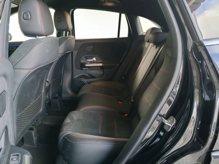 9 - Mercedes-Benz GLA 200 d AMG Line Premium auto