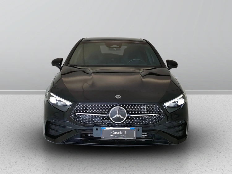 2 - Mercedes-Benz Classe A 200 d AMG Line Premium Plus auto