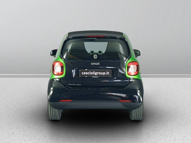 4 - smart fortwo Fortwo electric drive Prime
