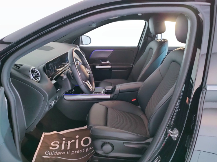 13 - Mercedes-Benz GLA 180 d Sport Plus auto