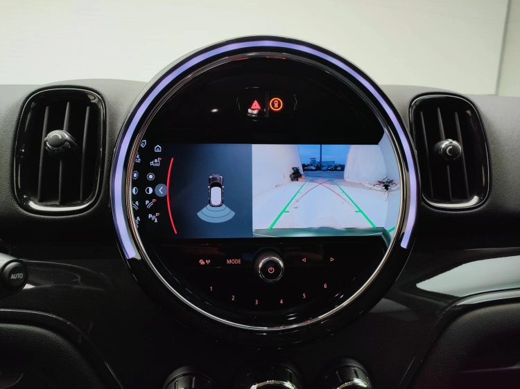 13 - MINI Countryman Mini Countryman 1.5 One D Business auto