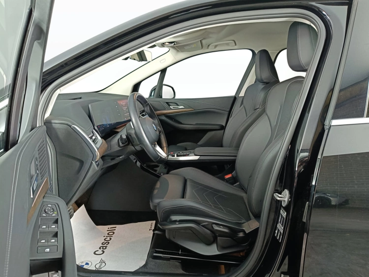 8 - BMW Serie 2 216i Active Tourer