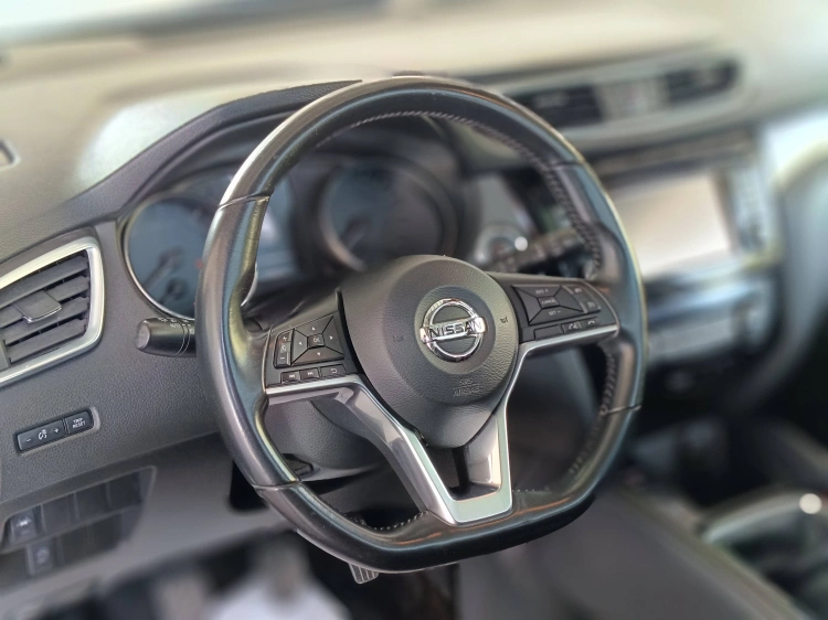 17 - Nissan Qashqai Qashqai 1.5 dci N-Connecta 110cv