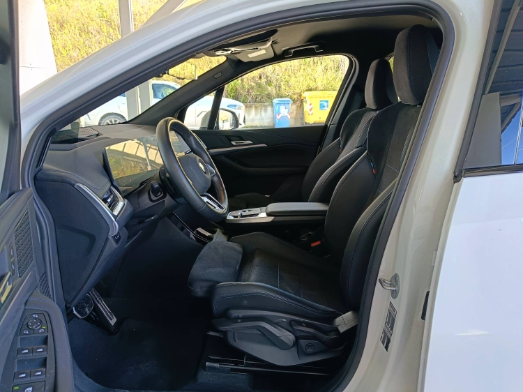 8 - BMW Serie 2 218d Active Tourer Msport auto