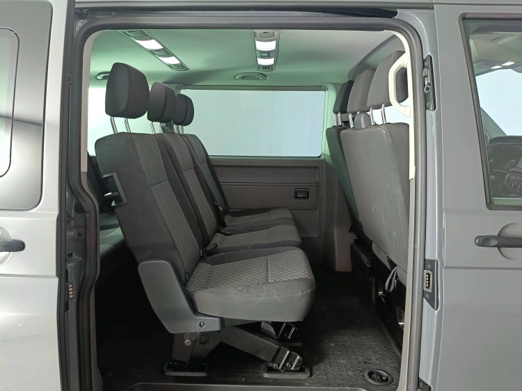 11 - Volkswagen T6.1 Transporter 30 T6.1 Transporter 30 2.0 tdi 110cv kombi p.c.