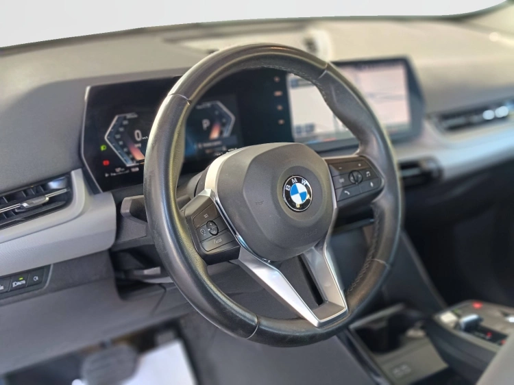 14 - BMW X1 X1 sdrive18d X-Line auto