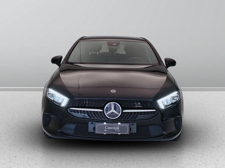 2 - Mercedes-Benz Classe A 250 e phev (eq-power) Sport auto