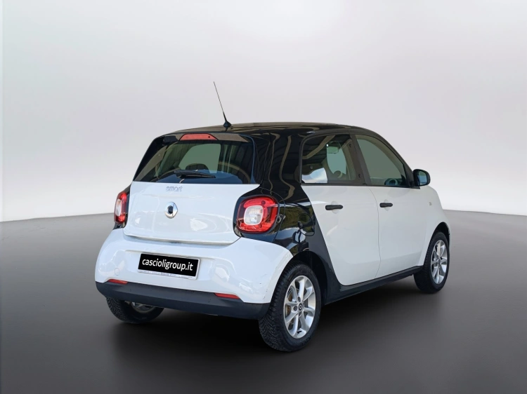 4 - smart forfour Forfour 1.0 Youngster 71cv my18