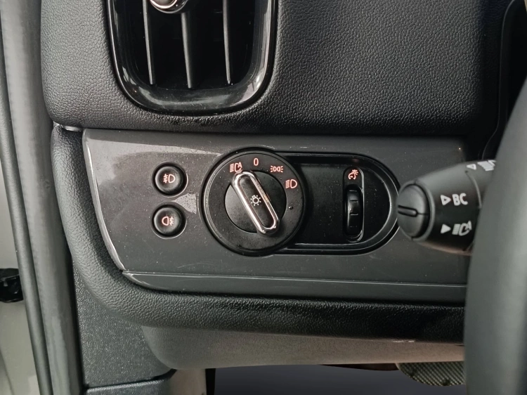 19 - MINI Countryman Mini Countryman 2.0 Cooper D Classic auto