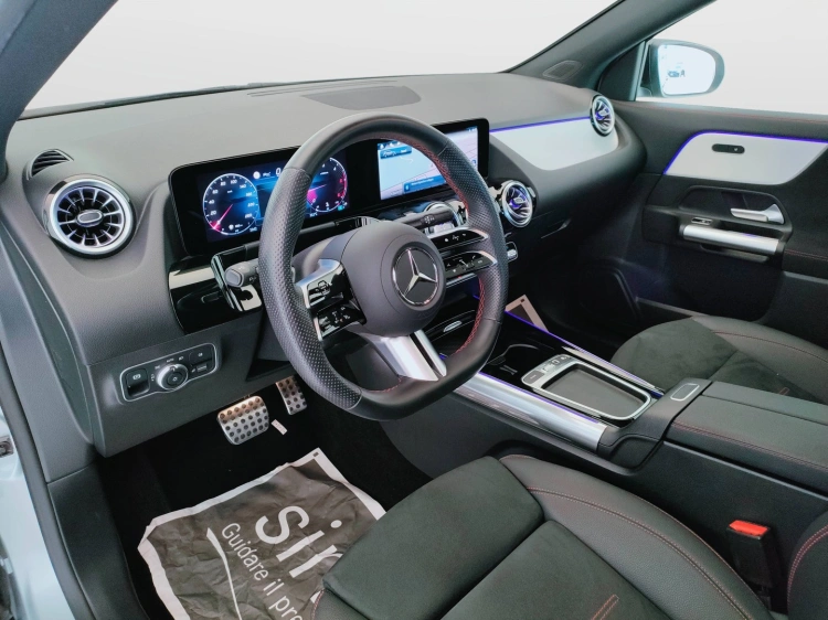 19 - Mercedes-Benz GLA 200 d AMG Line Advanced Plus Tech Edition auto