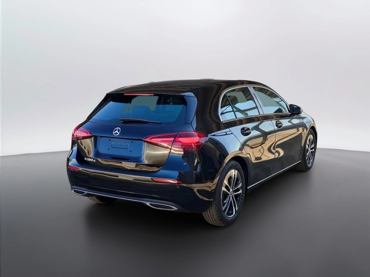 6 - Mercedes-Benz Classe A 180 d Automatic