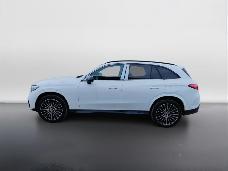 3 - Mercedes-Benz GLC 300 de 4MATIC