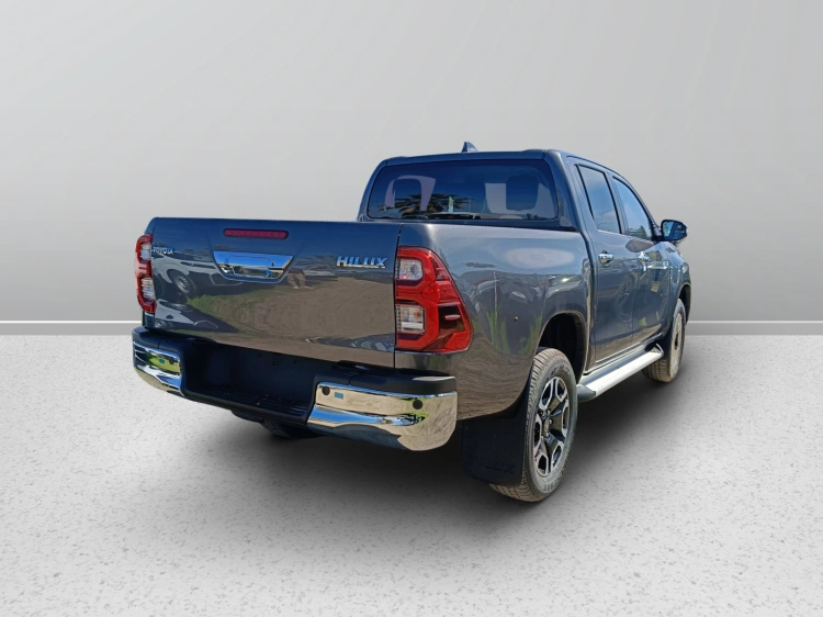 6 - Toyota Professional Hilux HILUX 2.4D A DC 4WD EXE MY24