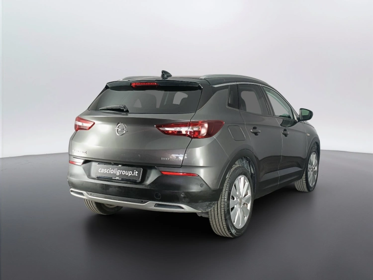 4 - Opel Grandland X 