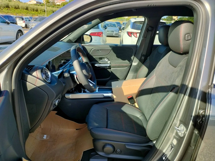8 - Mercedes-Benz EQB 250+