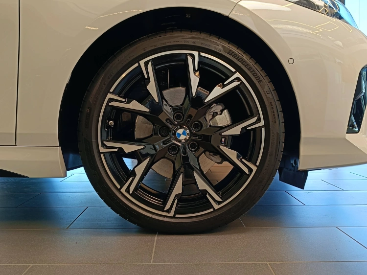 11 - BMW Serie 1 BMW 120d