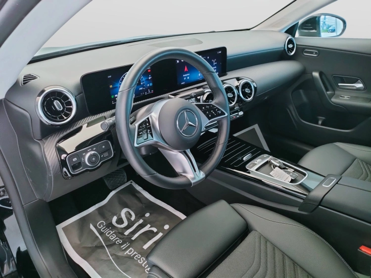 18 - Mercedes-Benz CLA Shooting Brake 180 d Advanced auto