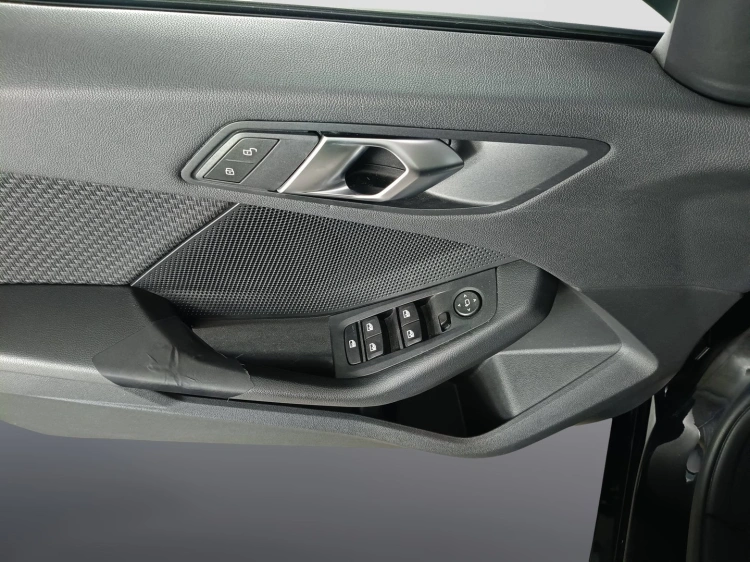 18 - BMW Serie 1 