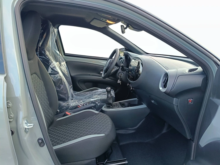 11 - Toyota AYGO X AYGO X 10B MT TREND MY24