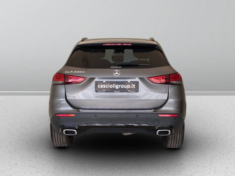 4 - Mercedes-Benz GLA 200 d Sport Plus auto