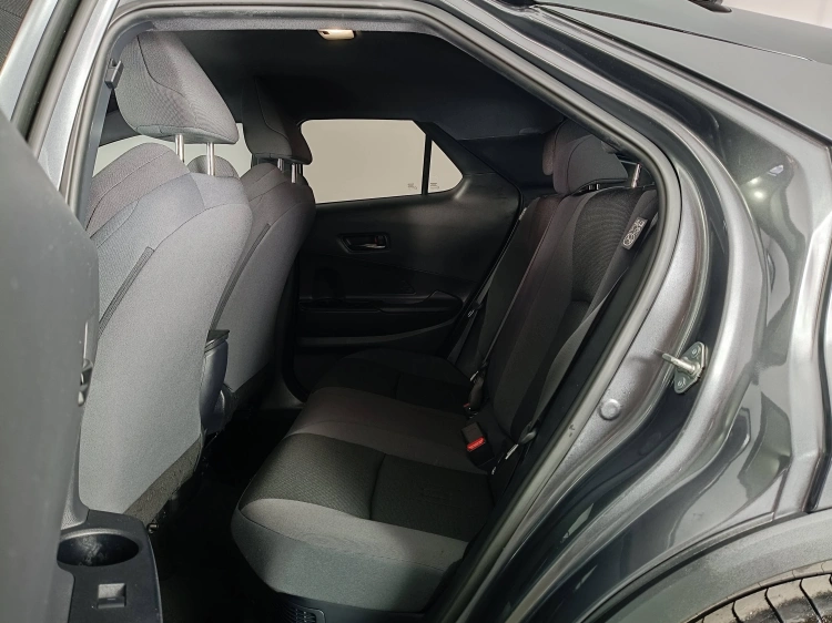 10 - Toyota C-HR C-HR 1.8 hv Trend fwd e-cvt