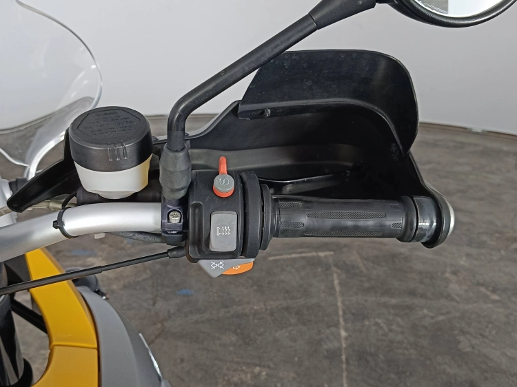 7 - BMW Motorrad GS R 1200 GS Abs