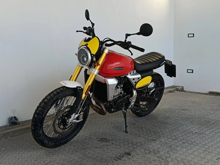 3 - Fantic E3261 CABALLERO 500 SCRAMBLER