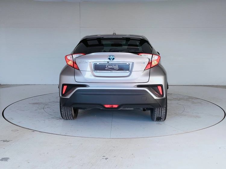 4 - Toyota C-HR C-HR 1.8h Trend 2wd e-cvt