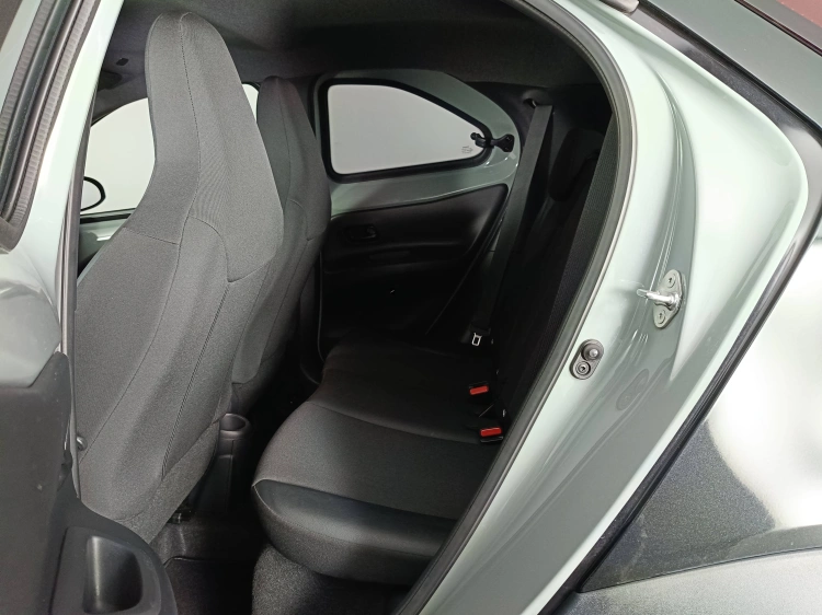 9 - Toyota AYGO X AYGO X 10B CVT LOUNGE MY24