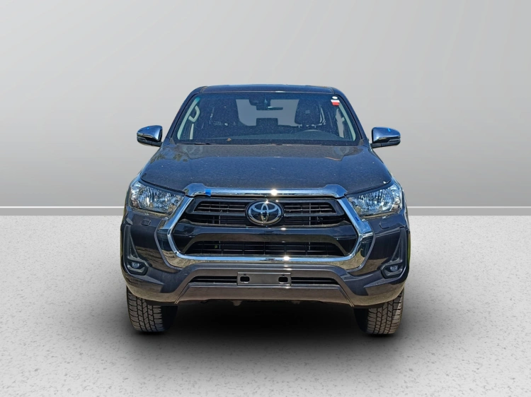 2 - Toyota Professional Hilux HILUX 2.8D A 48VDC4WD LNG MY25