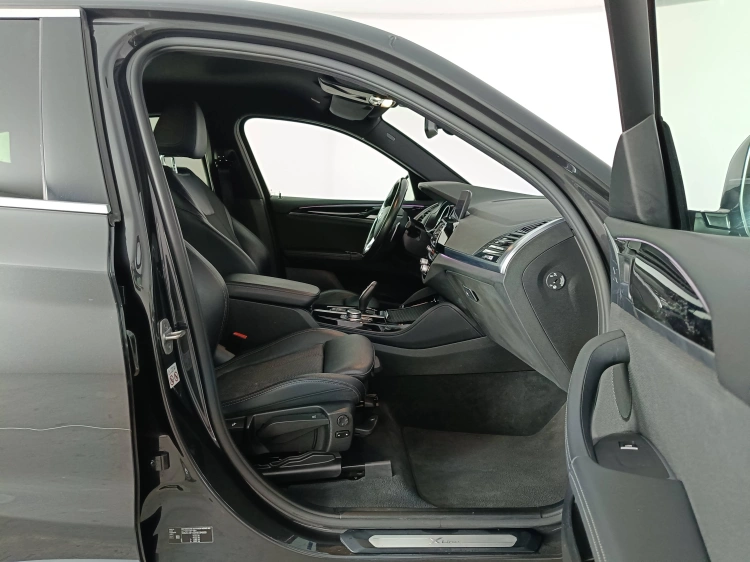 13 - BMW X4 X4 xdrive20d xLine auto my19