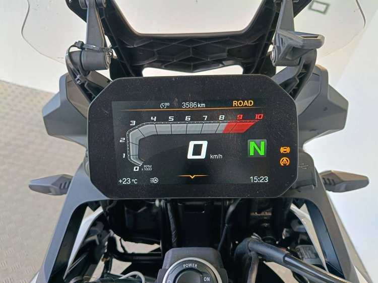 8 - BMW Motorrad GS F 800 GS